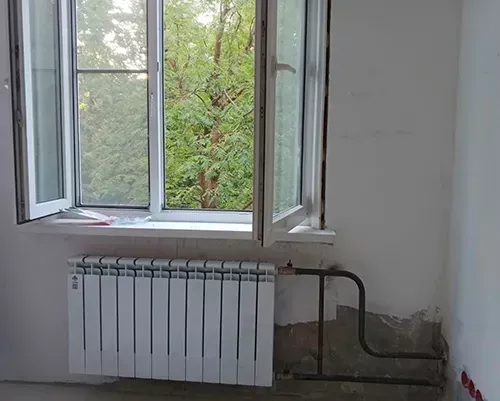 установка под окном