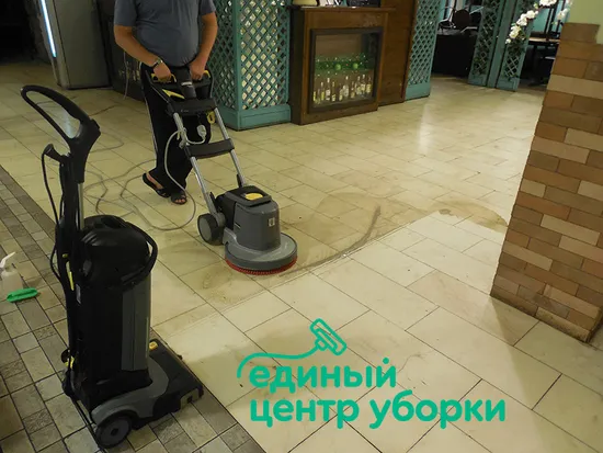 Клининг в кафе после потопа, 200 м2